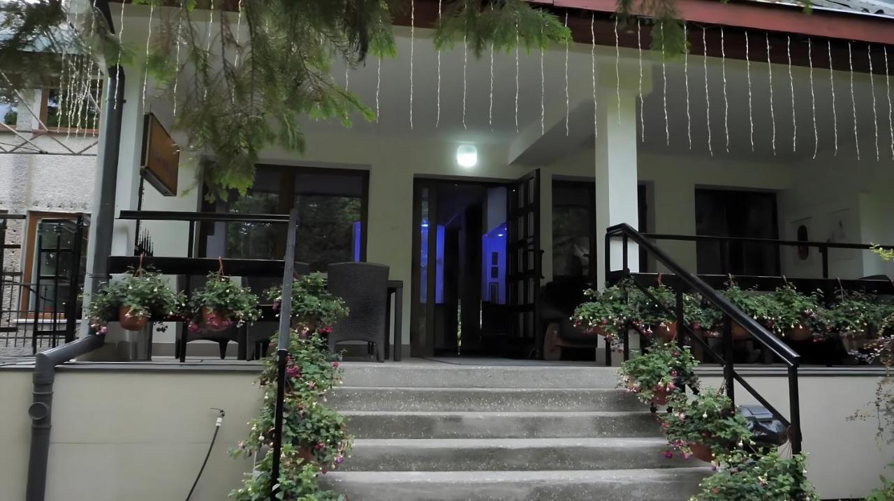 Dukat Hotel Horyniec Ngoại thất bức ảnh