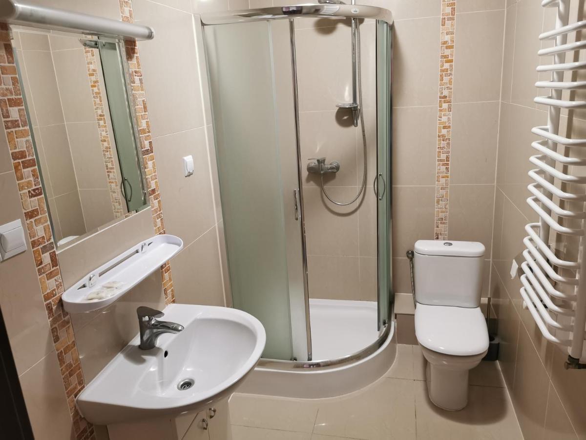 Dukat Hotel Horyniec Ngoại thất bức ảnh